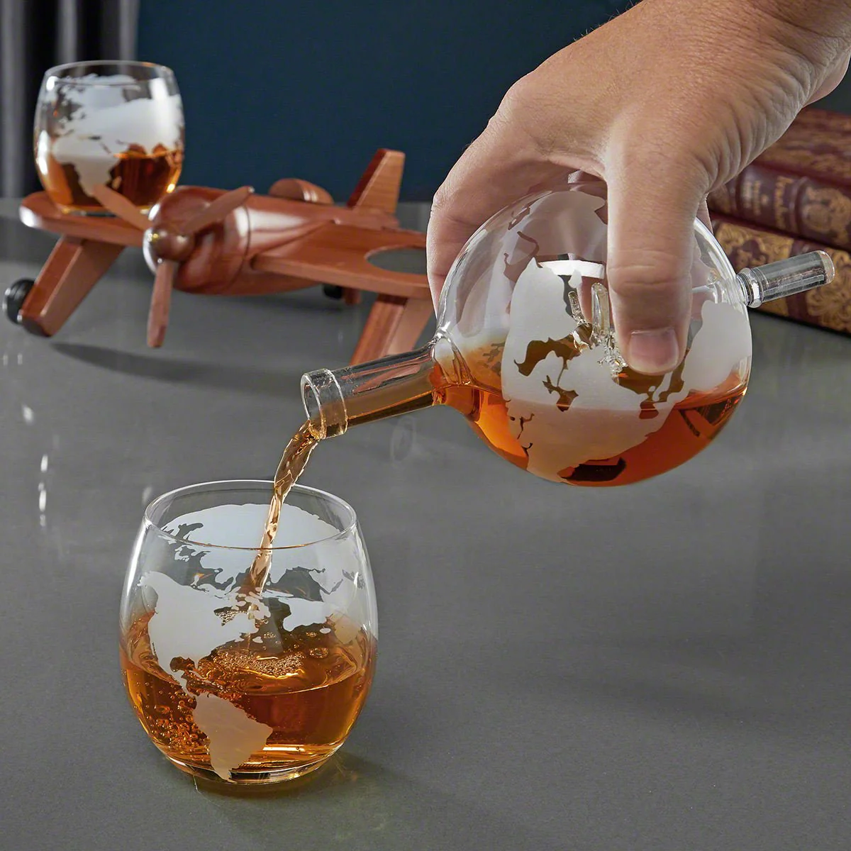 Airplane Whiskey Decanter Set with Globe Glasses - Image 5