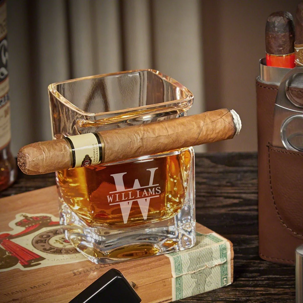 Engraved Cigar Ashtray and Cigar Glass Gift Set - Image 4