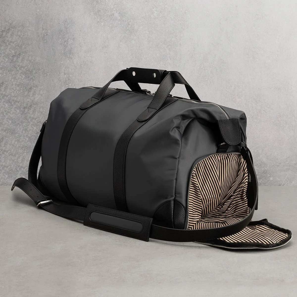 Harrison Travel Duffel Bag w Shoe Compartment 22" - Charcoal Grey - Image 11