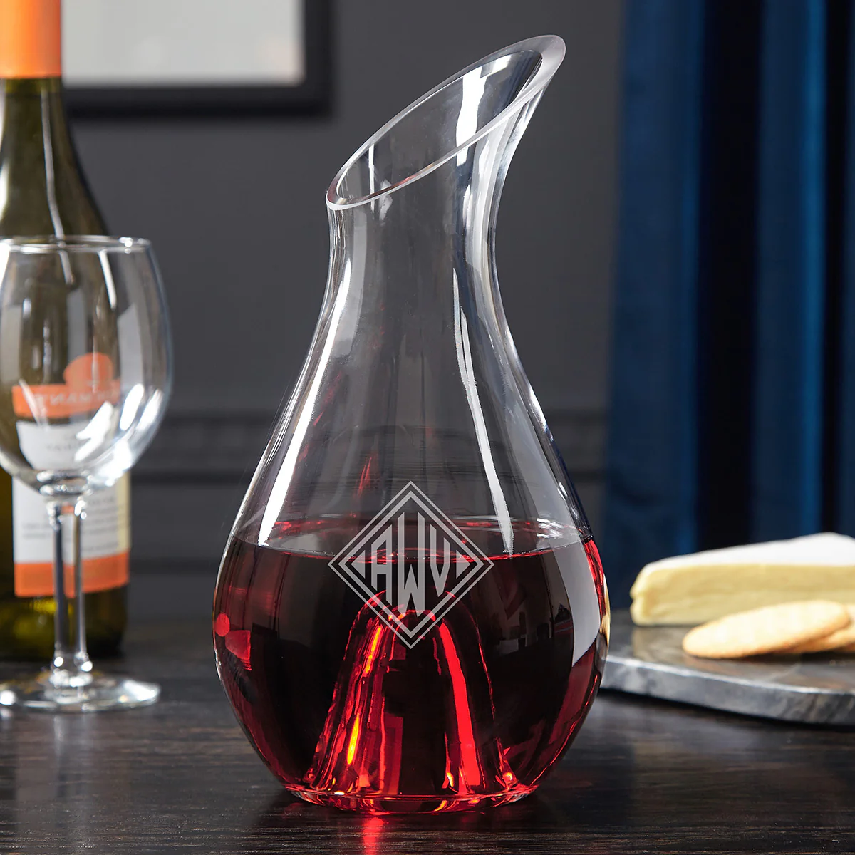 Reims Personalized Wine Decanter with Easy-Pour - Image 10