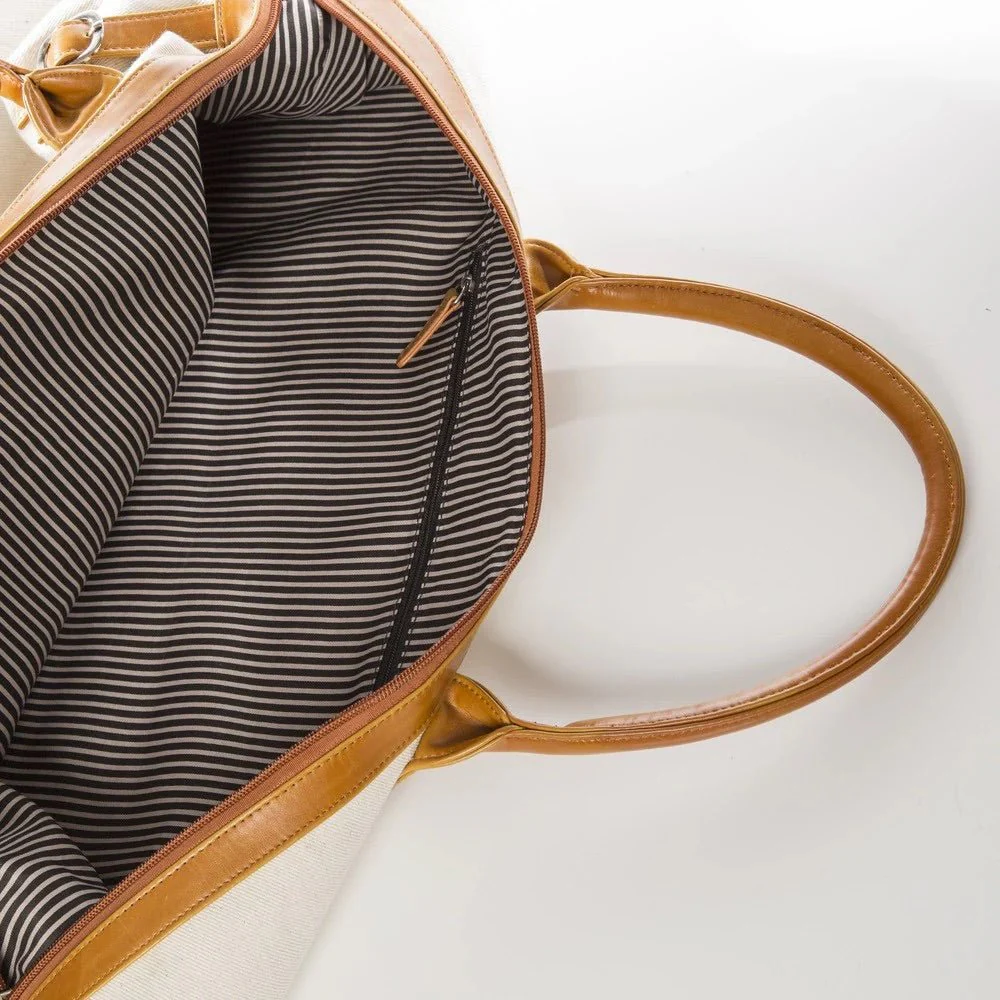 Strathmoor Weekender Travel Bag Tote for Women, White & Black - Image 6