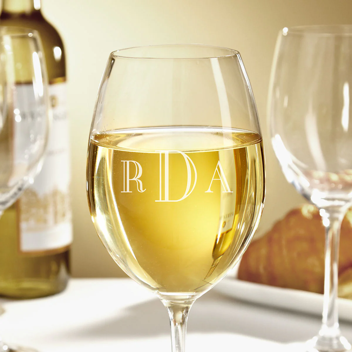 Set of 4 Personalized White Wine Glasses - Image 5