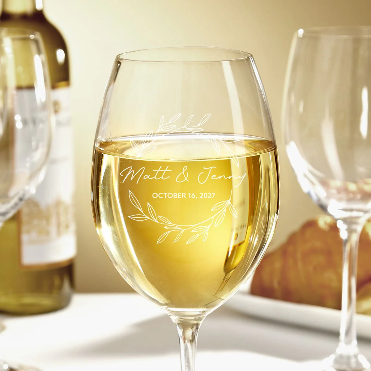 Set of 4 Personalized White Wine Glasses - Image 8